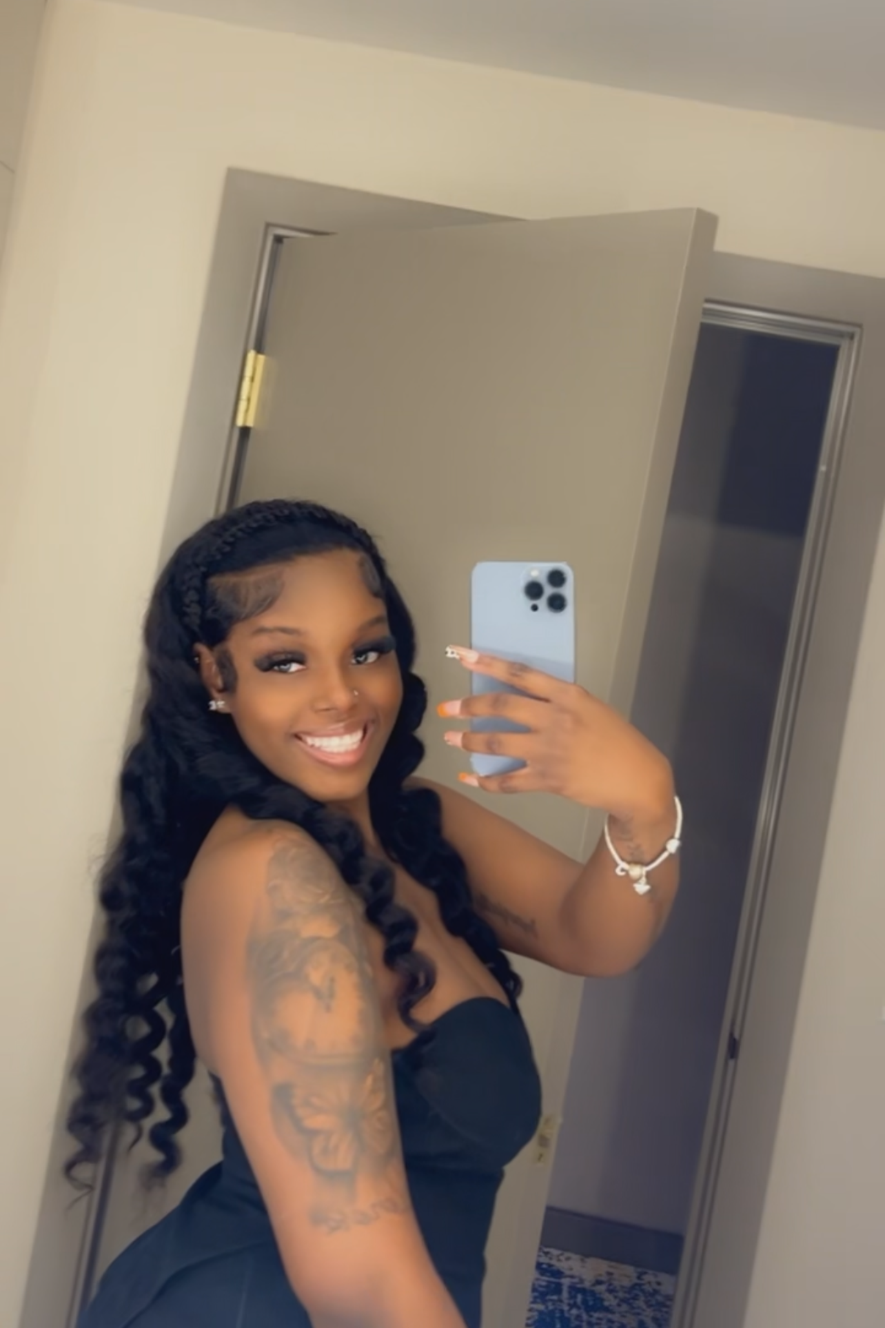 Bodywave Full Frontal Wig